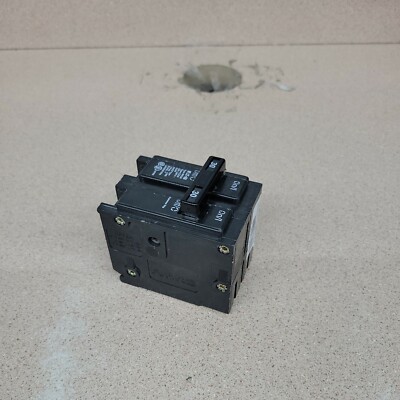 1 New BR230 Circuit Breaker Eaton Cutler-Hammer Plug In 30 Amp 2 Pole 120/240V