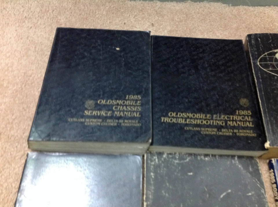 1985 Oldsmobile Cutlass Supreme Toronado Delta 88 Royale Service Shop Manual Set - Image 2 of 4