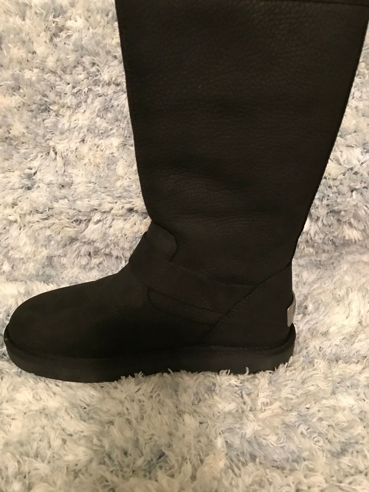 UGG Australia Women's Sutter Black Leather Boots Size 5 - Moto Style image 3