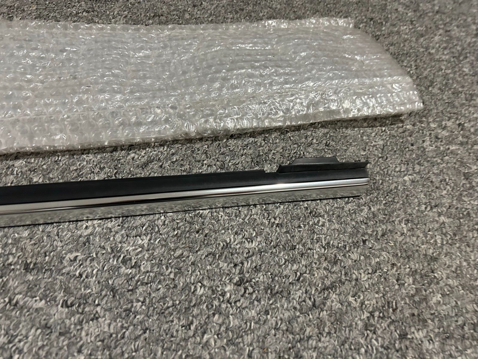 Genuine Ford Kuga Mk1 N/s Outer Front Door Weatherstrip Seal 