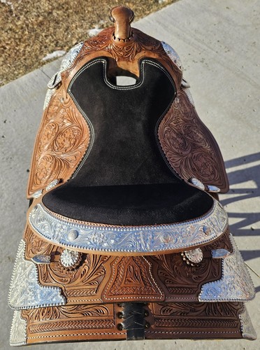 16" Western Show Sattel - Light Oil - Tooled - Loaded with Silver - Double T - Bild 4 von 10