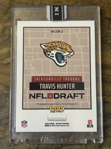 Travis Hunter 2025 Panini Instant NFL Draft Night Signed Auto Rookie Jaguars - Picture 2 of 2