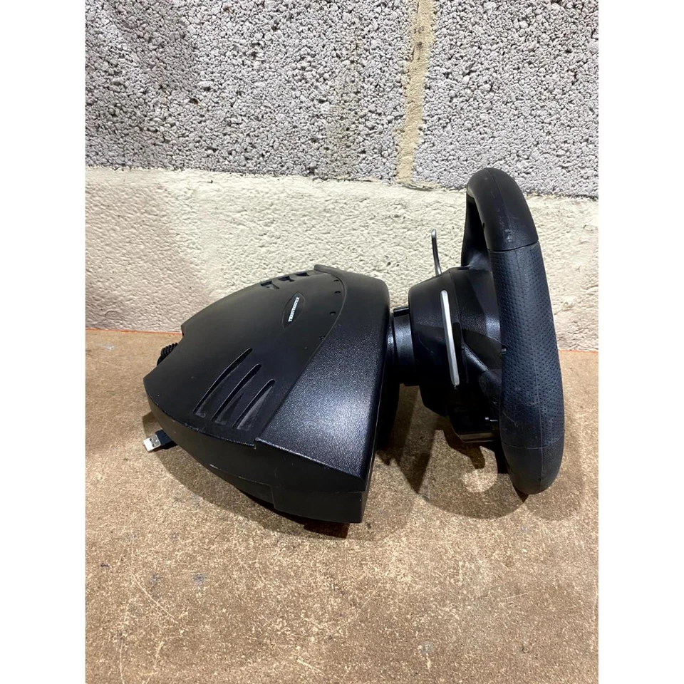 Thrustmaster T80 Ferrari 488 Gtb Edition Racing Steering Wheel Only For PS4/PS5 - Image 3 of 4