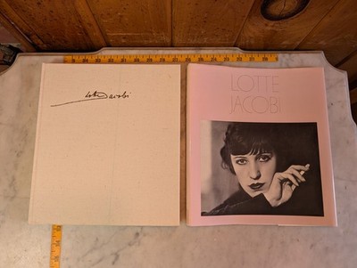 EXCELLENT! Lotte Jacobi edited by Kelly Wise Addison House 1978 Lg Hardcover DJ