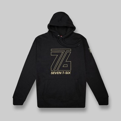 7T6 Streetwear Slim Fit Signature Hoodie Schwarz Gold Logo Stick Bio-Baumwolle