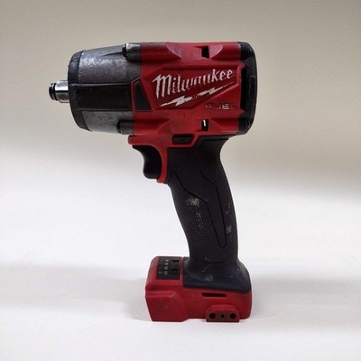 Milwaukee 2962-20 M18 18V Mid-Torque Impact Wrench Tool Only