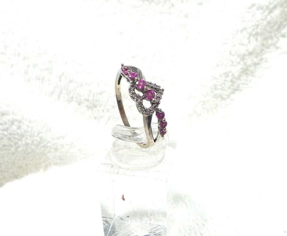 Anillo de diamantes y corazón de oro blanco de 14K para dama Foto 4 de 4