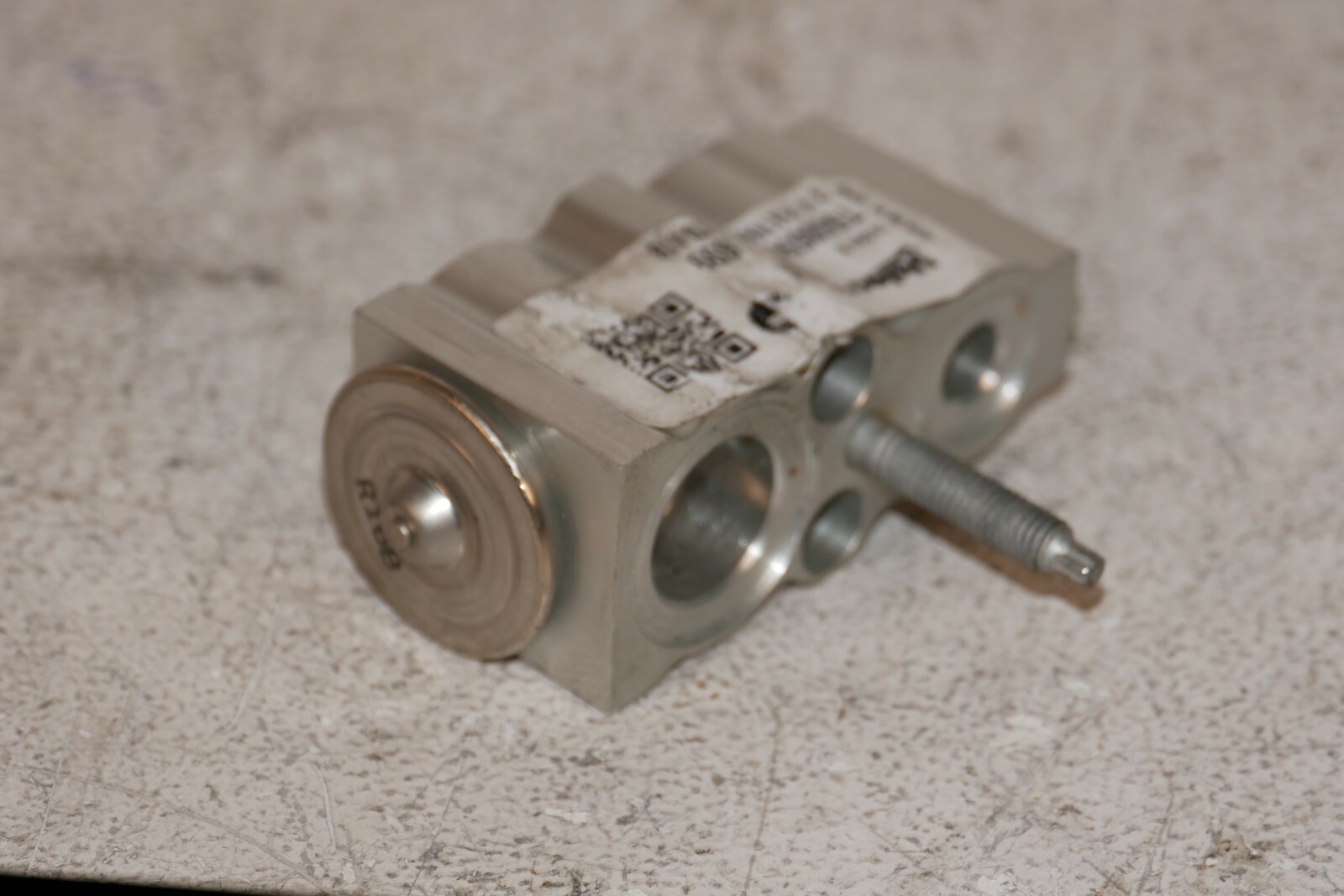 2018-2021 BMW X3 A/C AC AIR CONDITIONER CONDENSER EXPANSION VALVE  