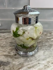 The White Barn Candle Co White Flowers Oil Candle Lamp NEW