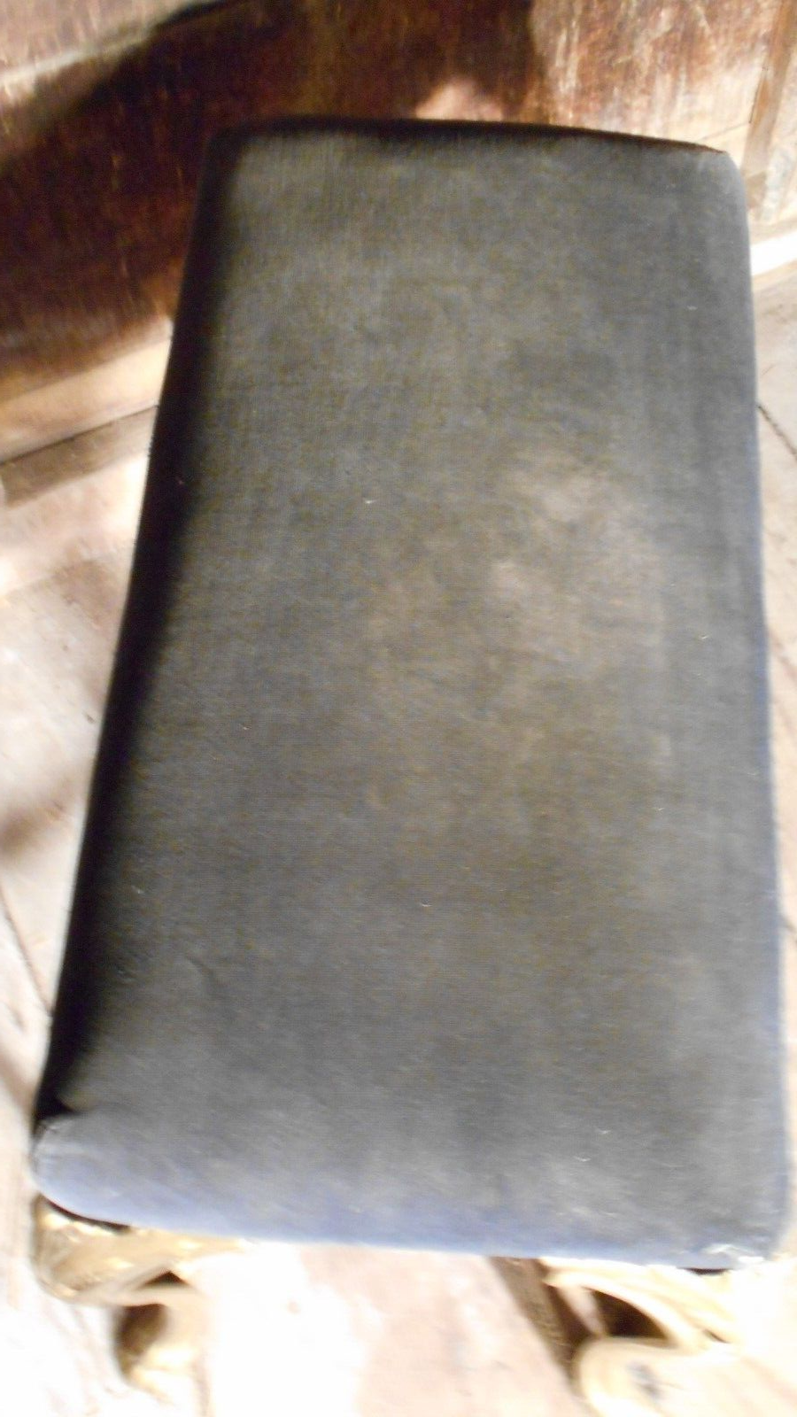 Picture 4 of 5
