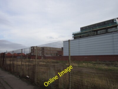 Photo 6x4 Buildings at Reckitt Benckiser Kingston upon Hull  c2012