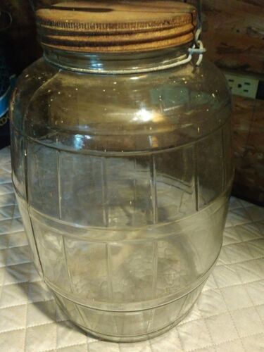 Barrel Shaped Glass Jar no 10 Large Glass Jar By Duraglas With Wood Bale Handle - Picture 4 of 7