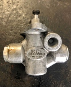 Details About International Dt466 Bosch Diesel Feed Fuel Pump Used