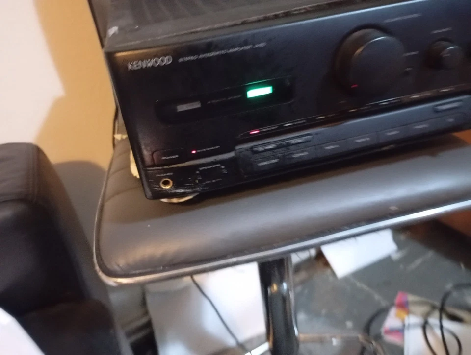 Kenwood Stereo Integrated Amplifier A-65 - Image 4 of 4