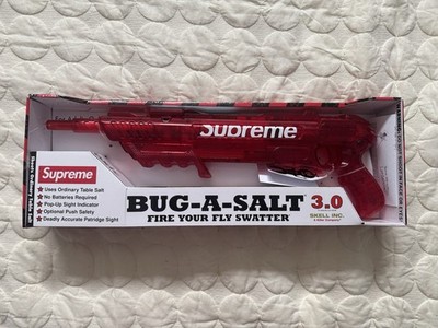 Supreme Bug-a-Salt 3.0 SS26 Bug Table Salt Gun IN HAND