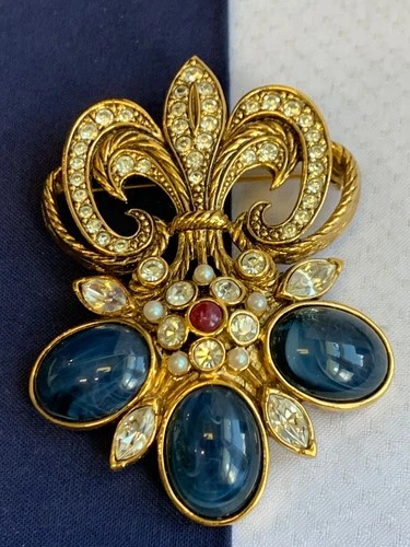 Vtg Jose Barrera for Avon Fleur De Lis Brooch Costume Jewelry Pin Pendant *READ*