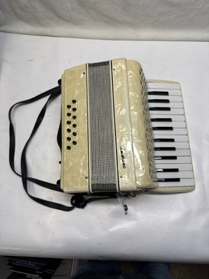 CAMERANO ACCORDION (P31014027)