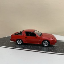 Auto World Premium Modern Muscle 84-89 1986 Dodge Conquest Tsi Coupe Red 164 Nm