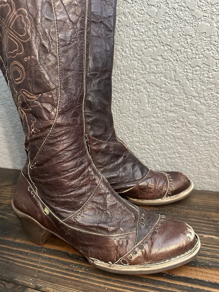 El Naturalista 4 Leaf Clover Tall Painted Boots Sz 42 Brown Distressed Leather - Image 2 of 4