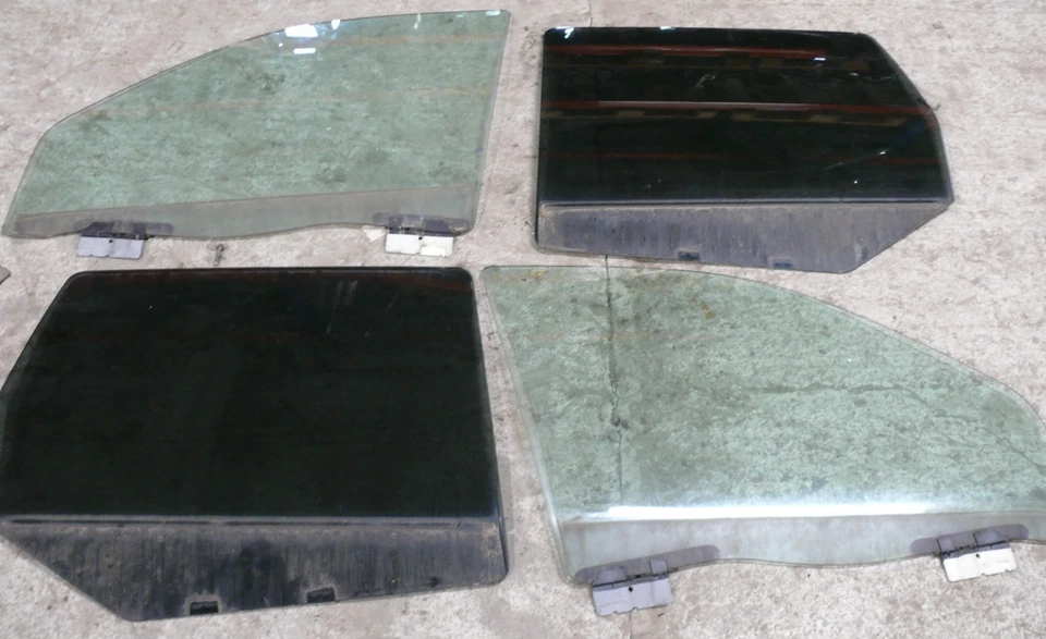 4x Scheibe Seitenscheibe Fensterscheibe Jeep Grand Cherokee III 3 WH 2005-2010 - Bild 1 von 1