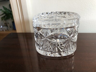 Schöne geschliffene Glas schwere Deckelschale Schale Bandmuster - Schminktisch 