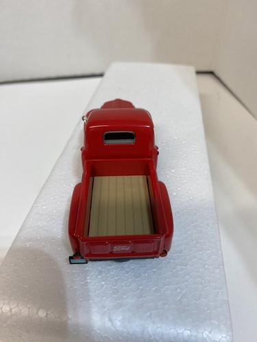 1948 FORD F-1 PICKUP TRUCK RED 1/43 DIECAST MODEL BY ROAD SIGNATURE 94212 - Picture 5 of 8