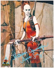 MICHONNE BOURRIAGUE signed Autogramm 20x25cm STAR WARS in Person autograph COA