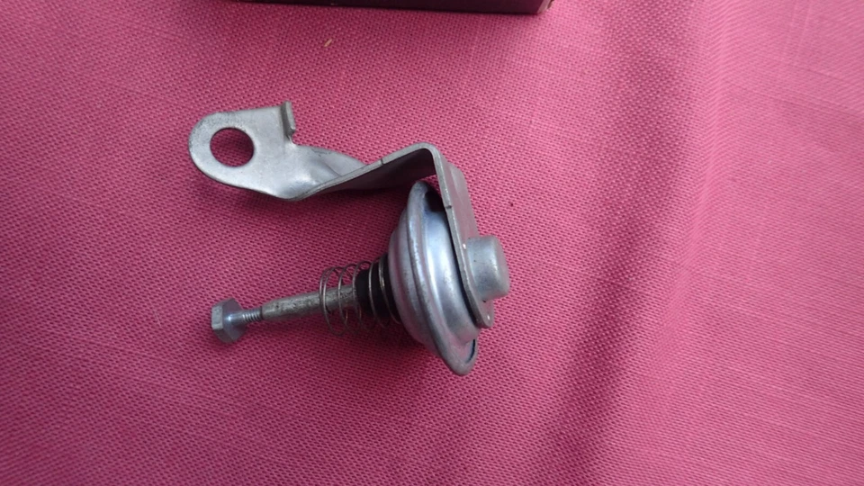 Carburador Chevy 1959-61 tablero, V8 con bbl, ¡nuevo en stock! 3758593 Impala, camión Foto 2 de 4