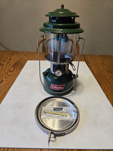 Vintage Coleman Lantern Model 220H 6/74