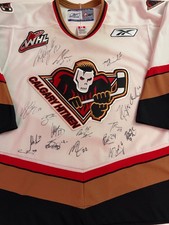 VTG CCM REEBOK Calgary Hitmen WHL League White Team Autographed signed Jersey L