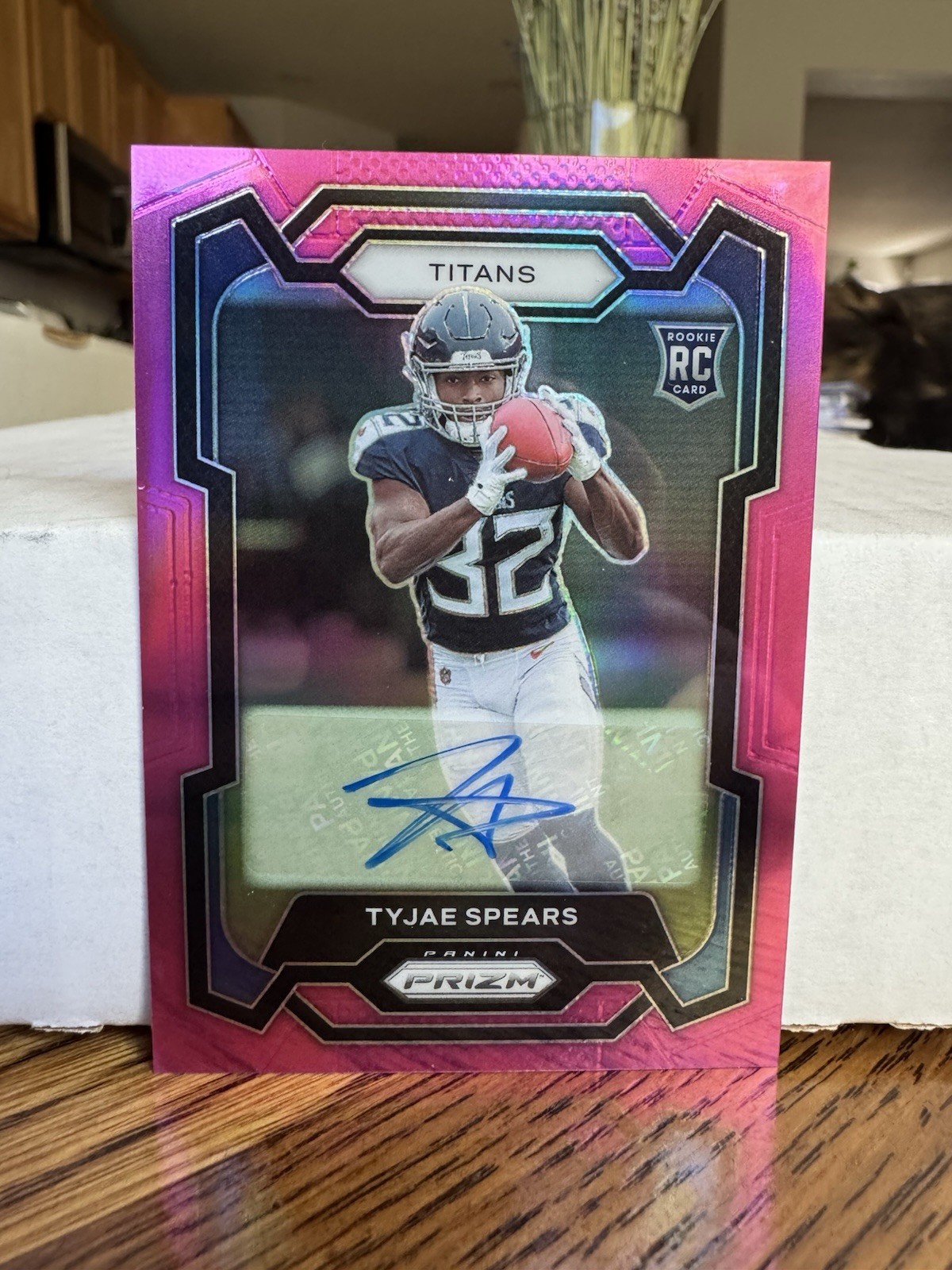 2023 Panini Prizm Rookies Tyjae Spears #396 Pink Prizm Auto RC Titans