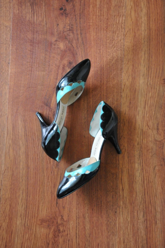 Zapatos de tacón vintage años 70 Bruno Magli negro azul charol D'Orsay para mujer 7 Foto 3 de 4