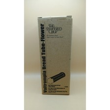 New The Pampered Chef Valtrompia Bread Tube Flower in Box #1550