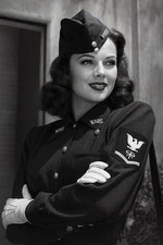 beautiful woman in uniform at war WW2 Photo 8×10 photos print art 36