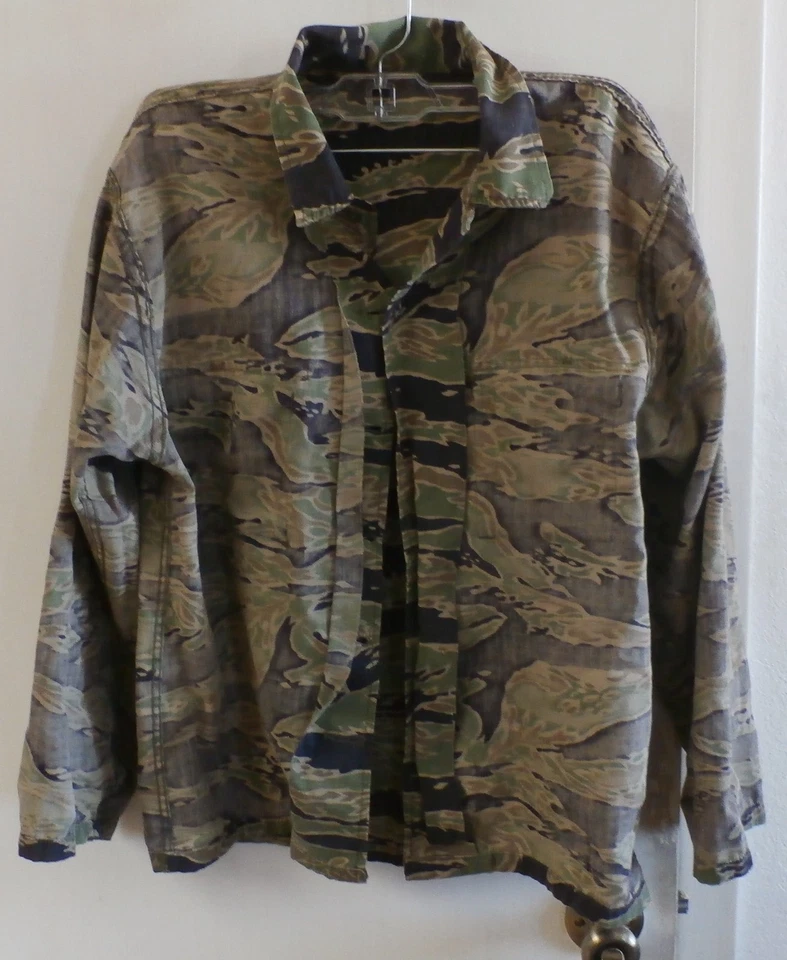 Original Vietnam Tigre Rayas Uniforme Asiático Pequeña Camisa y Pantalones Foto 4 de 4