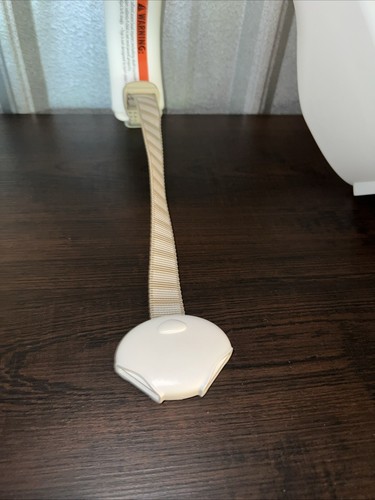 Tripp Trapp Baby Set von Stokke, weiß abnehmbarer Sitz + Gurt NEU - Bild 10 von 13