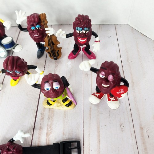 California Raisins 1980’sPVC Figures Lot of 9 Guitar Drums Singers - Picture 3 of 6