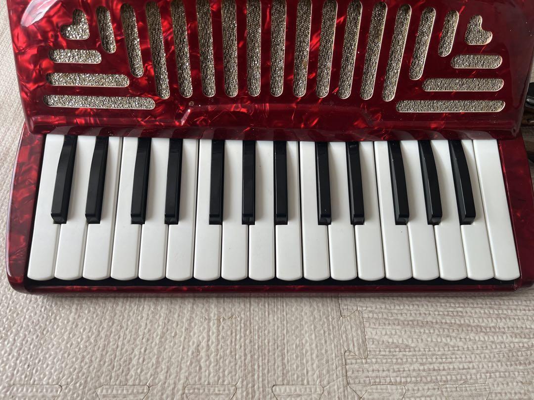 YAMAHA 30鍵アコーディオン YA-18 YAMAHA Accordion YA-18 Red 30 Keyboard 18 Bass Tested w/Case