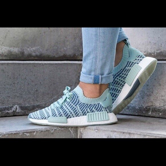 بينيلوبي لا مثيل له الضوضاء adidas 