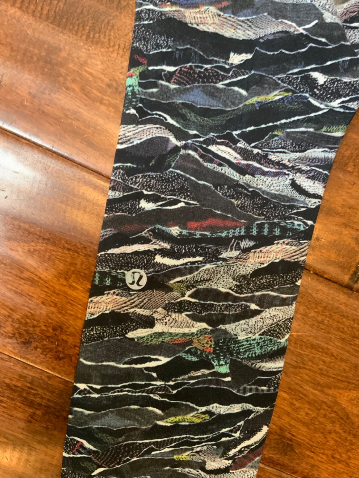 Lululemon Multicolor Patterned Athletic Pants, Si… - image 3