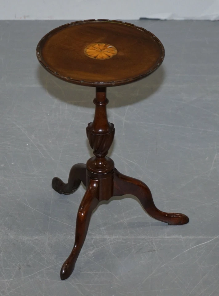 STUNNING PAIR OF MAHOGANY SHERATON REVIVAL TRIPOD SIDE END LAMP WINE TABLES - Image 2 of 4