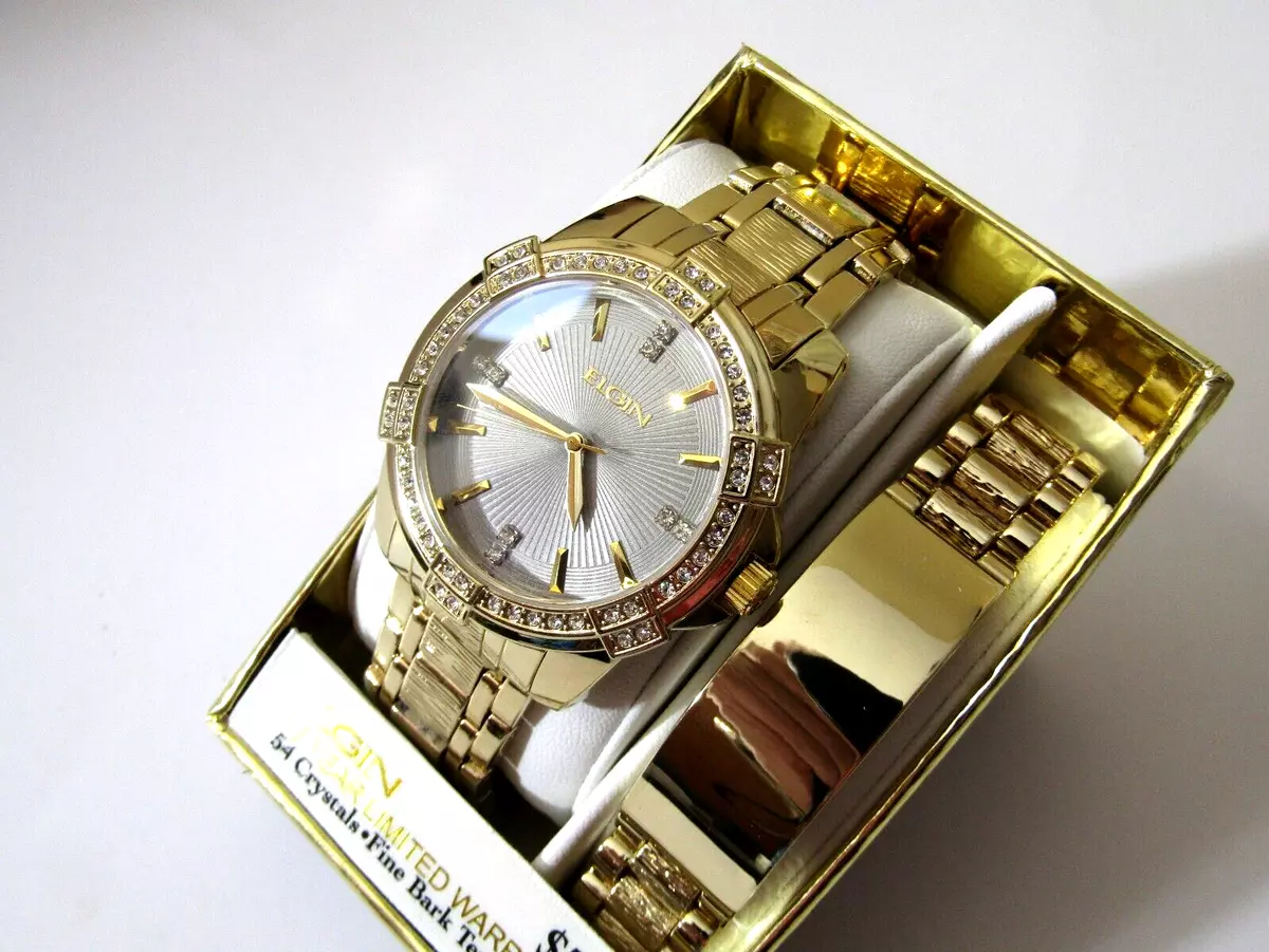 Elgin Adult Men s Analog Wristwatch and Bracelet Set in Gold with Crystals