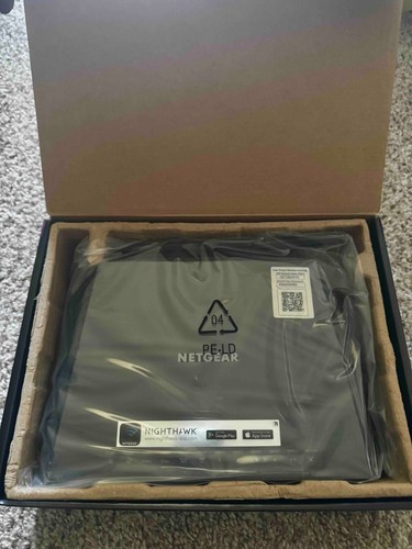 NETGEAR Nighthawk AC1750 R6700-100NAS Dual Band Smart WiFi Router - Picture 4 of 4