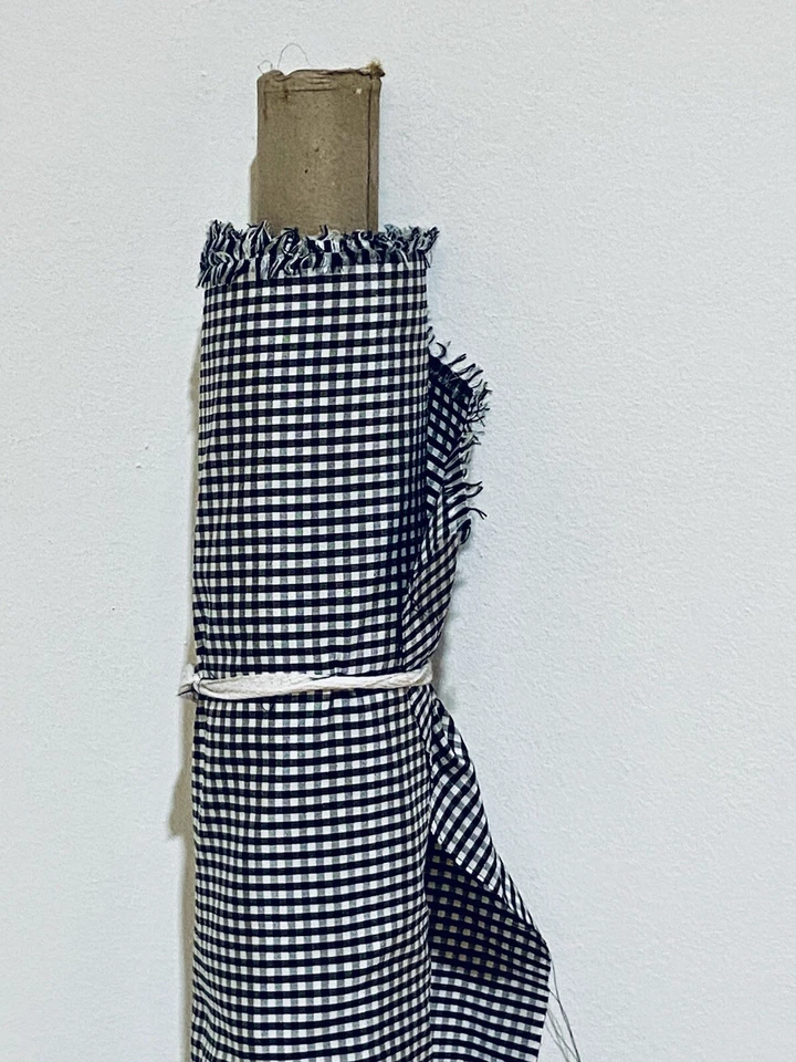 Tela de tafetán Kravet Basics a cuadros/a cuadros 100 % seda blanco y negro - por yarda Foto 2 de 2