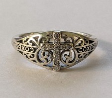 Vintage ring sterling silver 925 Size 5.5 Weight 2.21 g. Save and Protect.