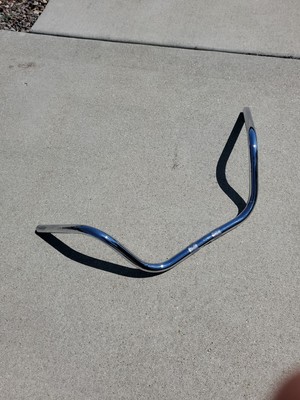 Harley-Davidson Oem Stock ROADKING HANDLE BARS  2001  NICE SHAPE