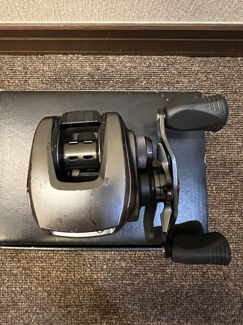 DAIWA ダイワ Z2020HL Daiwa Z2020Hl Baitcasting Fishing Reel High Speed Aluminum