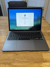 Apple MacBook Air 13,3 Zoll (1TB SSD, M1, 16GB) Laptop - Space Grau Inkl. Hülle