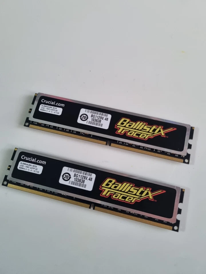 SUPER RARE Crucial Ballistix Tracer RGB DDR2 800MHz 2GBx2 (4GB Kit) - Image 2 of 4