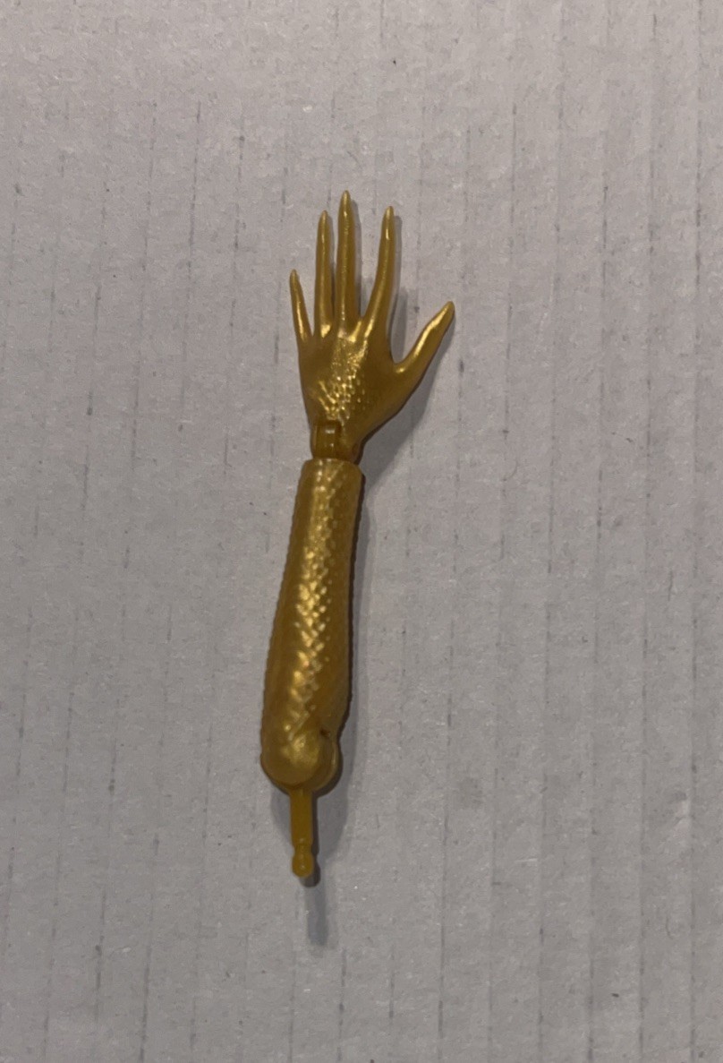 Monster High Jinafire Long LEFT Forearm & Hand | eBay